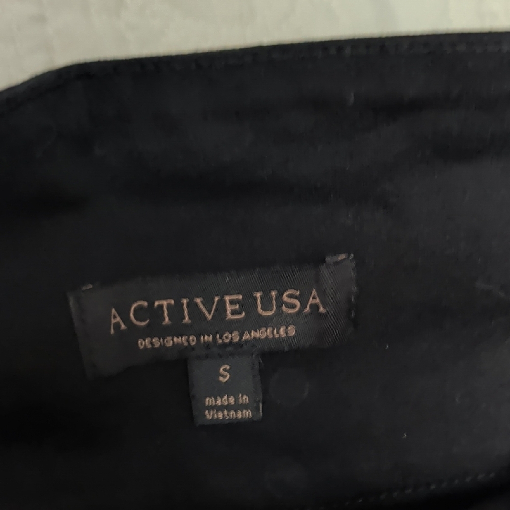 Active USA Black High-Waisted Skinny Pants with Silver Zippers - Picture 2 of 5